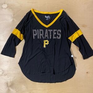 Touch Stadium Black and Yellow Pirates V-Neck Top XL (OT)